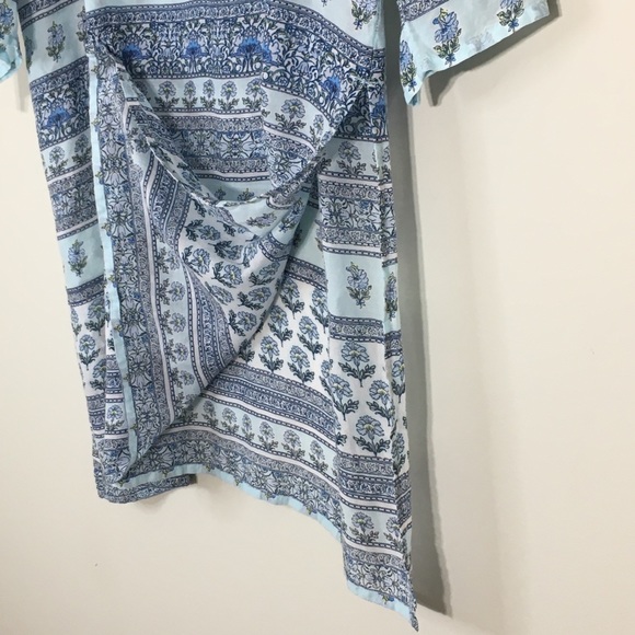 J.Jill Tunic Top Overlay Size Medium Blue Floral Soft V-Neck Long Flowy Boho - Picture 6 of 9